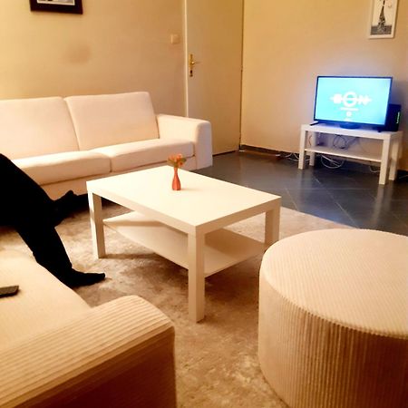 2 Bedroom Centre Apartment พอดโกริกา ภายนอก รูปภาพ