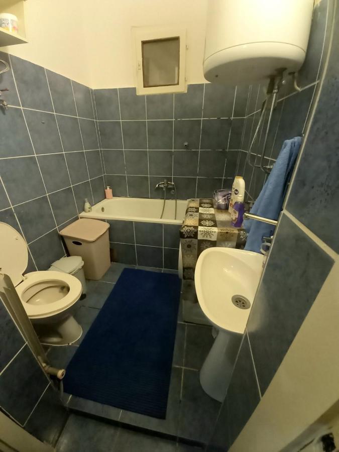 2 Bedroom Centre Apartment พอดโกริกา ภายนอก รูปภาพ
