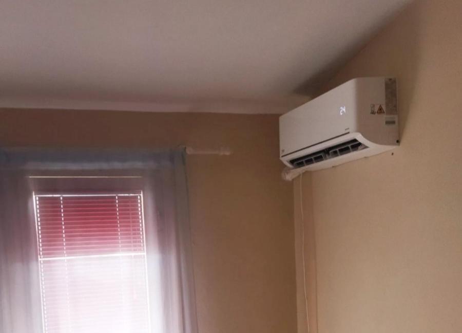 2 Bedroom Centre Apartment พอดโกริกา ภายนอก รูปภาพ
